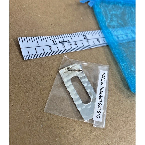 The Unbranded Brand Jewelry - .925 Sterling‎ Silver genuine RECTANGLE hammered pendant necklace BRAND NEW